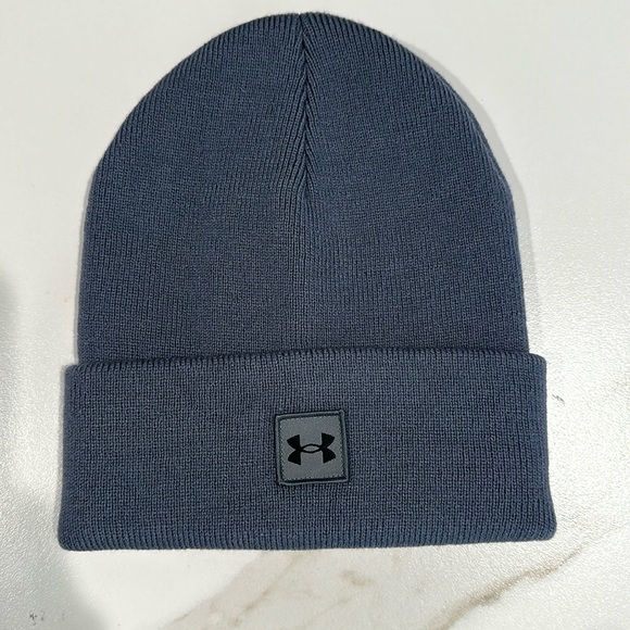 Under Armour Beanie Hat One Size Fits All Classic Fold Over Cuff blue- NWT - Picture 1 of 4